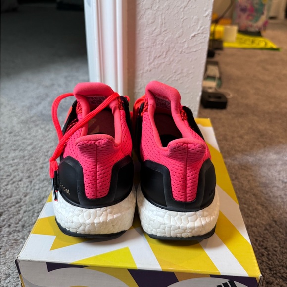 Adidas ultra boost 1.0 og solar red running shoes gym workout trail sz 8 - Picture 6 of 9